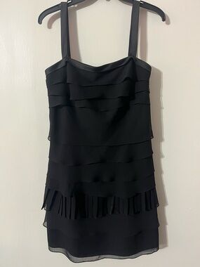 VERA WANG BLACK RUFFLE MIX MEDIUM MINI DRESS SZ 12 (MISSING BELT)